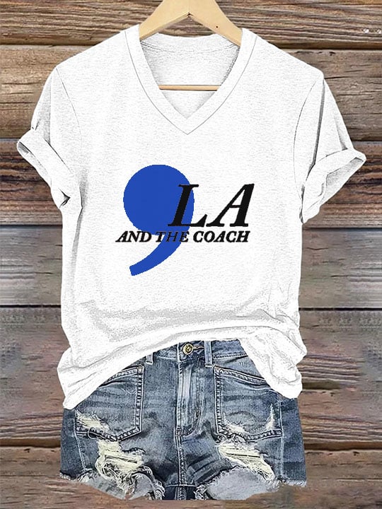 Women's Comma La And The Coach Print T-Shirt