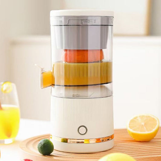 The SwiftSqueeze™ Automatic Separation Juicer